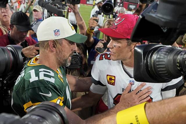 NFL Drama: Ex-Ravens Player Calls Out Roethlisberger, Steelers Roster; Brady's Praise for Rodgers (2026)