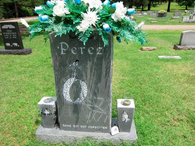 Tylor was born on march 24, 1979 in vancouver, british columbia. Under God's Big Top: Photos from the Circus Cemetery in
