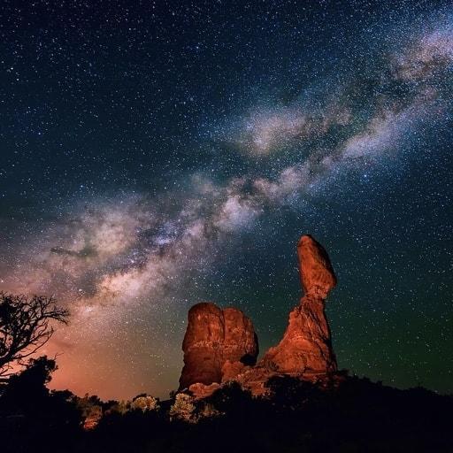 Scott Williams On Codepen - Premium Colorful Photo Gallery - Mobile