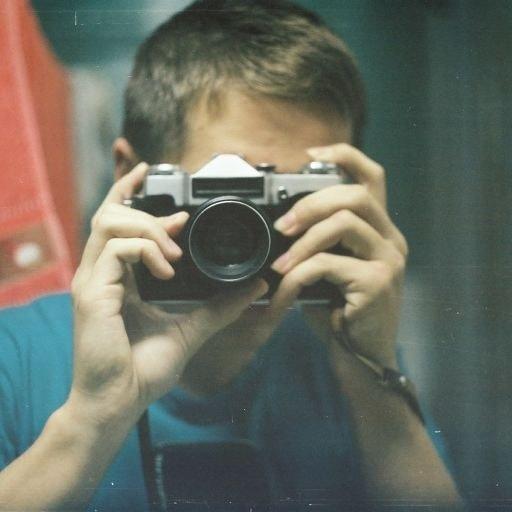 Max On Codepen - Premium Geometric Photo Gallery - Mobile