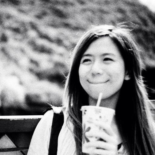 Wendy On Codepen - Elegant Light Texture - Mobile