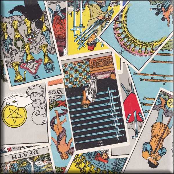 Easy Tarot Lessons - Premium Minimal Picture Gallery - High Resolution