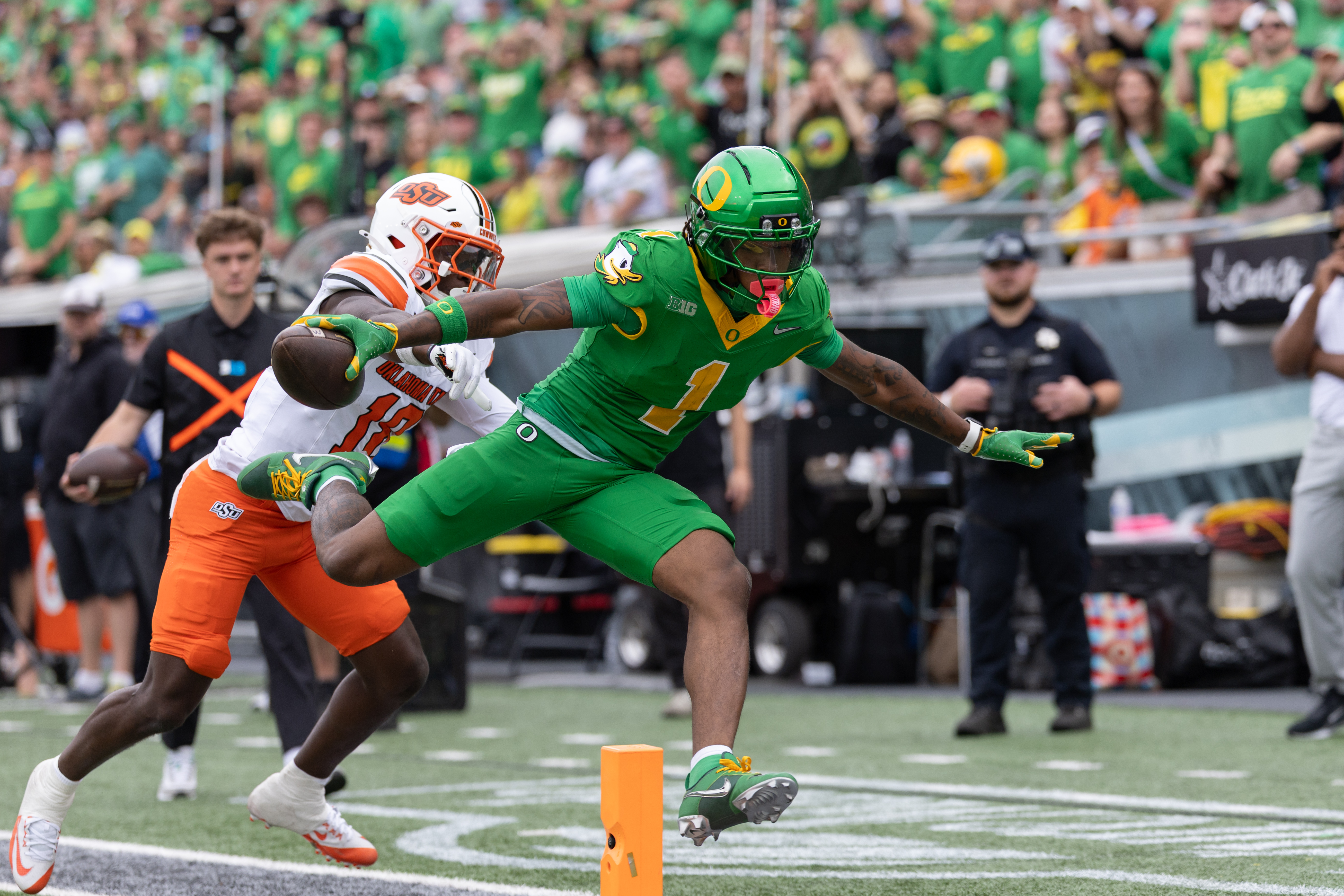 College football fans upset with ESPN’s coverage of Oregon-Oklahoma State