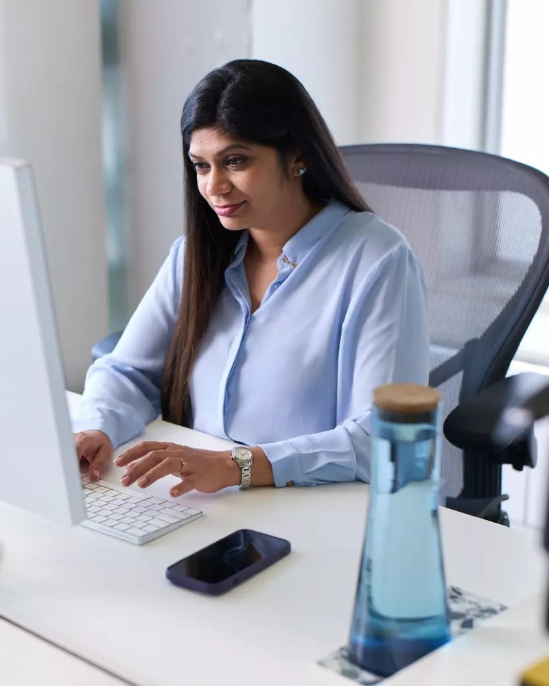 Global Presence - Creative Geometric Pattern - 8K