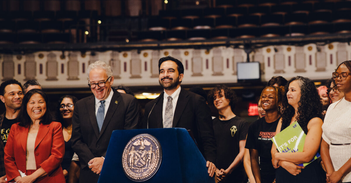 Free Broadway Tickets for NYC Students! | Mayor Zohran Mamdani's Initiative (2026)