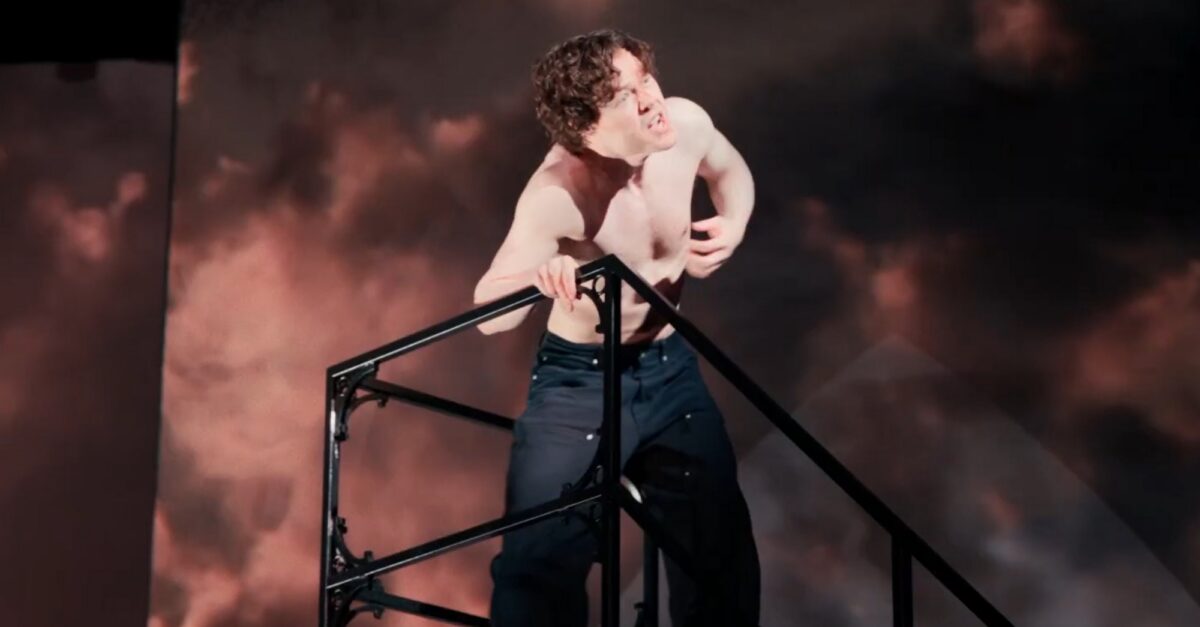 Tyce Green's Powerful Performance of 'Out There' in The Hunchback of Notre Dame (2026)