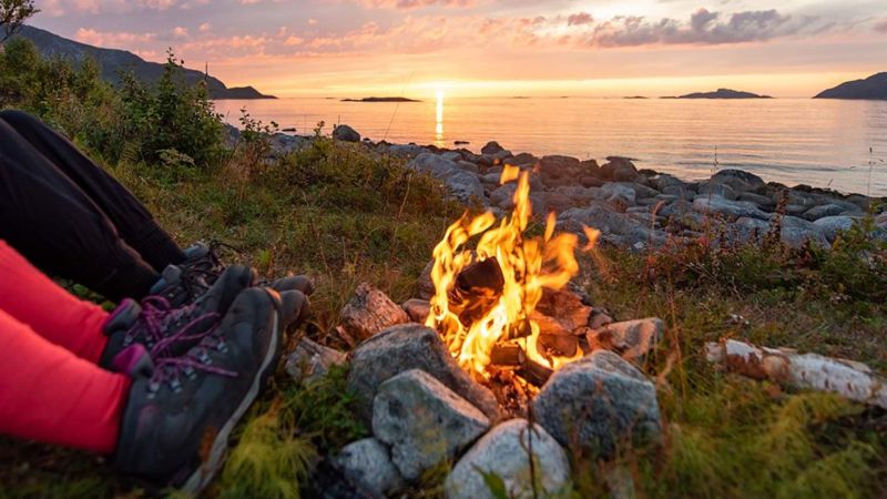 Campfire Night - Abstract Backgrounds - Stunning Desktop Collection