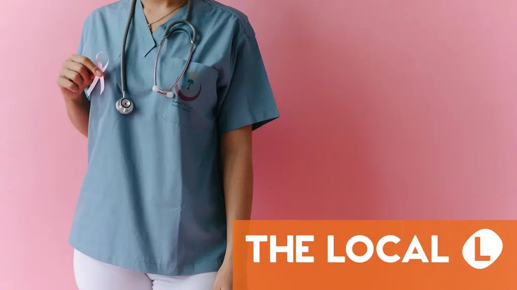 What breast cancer screening does Spain’s public health system offer?