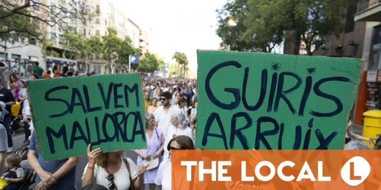 Mallorca locals send message to tourists