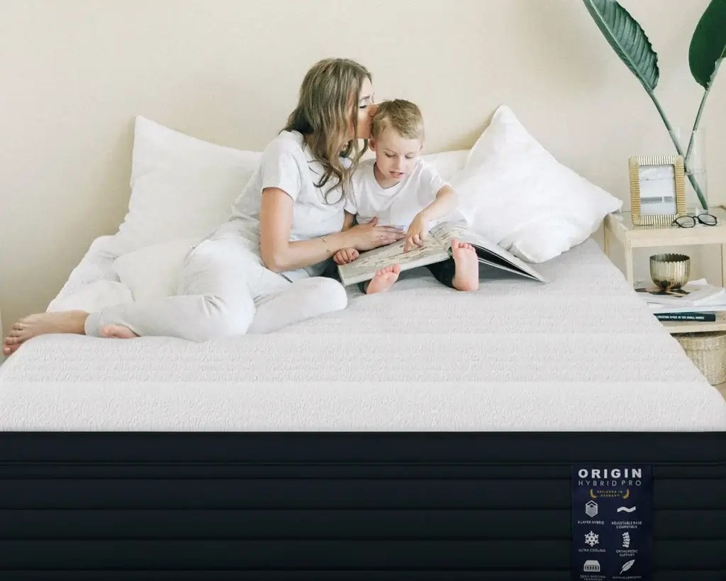 Top Best 5 Mattresses For Pregnant Women 2026 Top 5 Mattress Origin Hybrid Pro 4 1024x819 2.webp