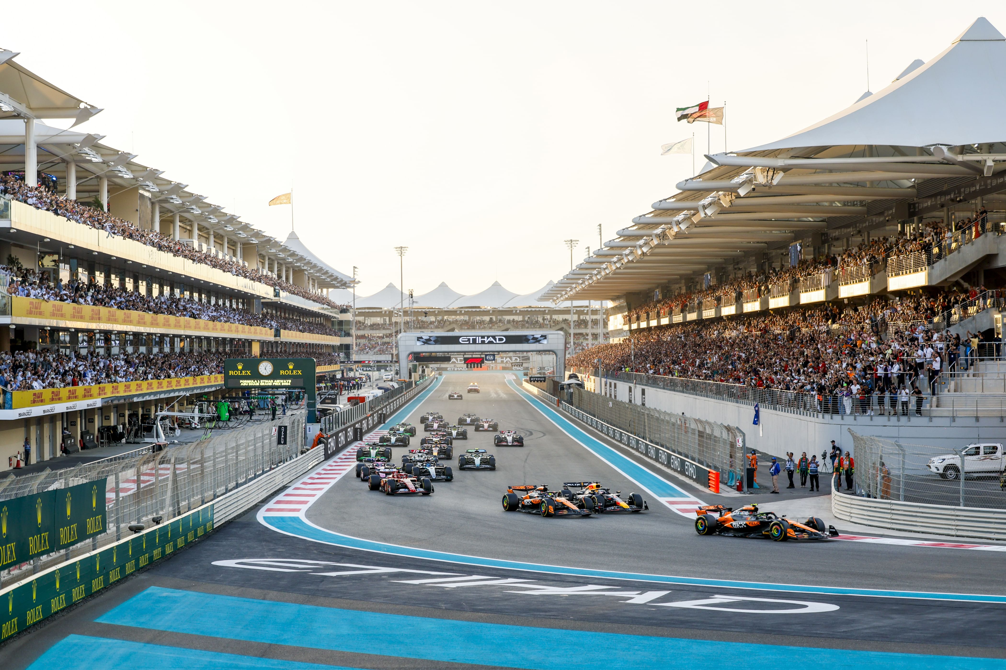 Artificial intelligence and Abu Dhabi experiences are the most prominent axes of the Sports Industry Forum