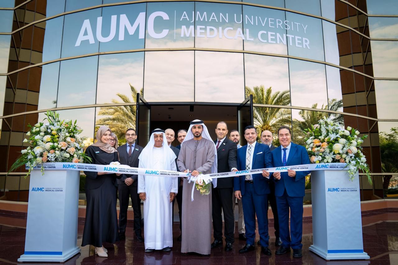 راشد بن حميد يفتتح مركز جامعة عجمان الطبي