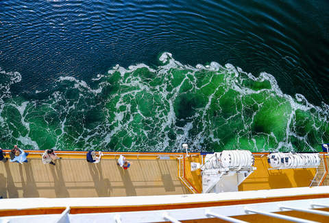 How To Jump Off A Cruise Ship And Survive Thrillist