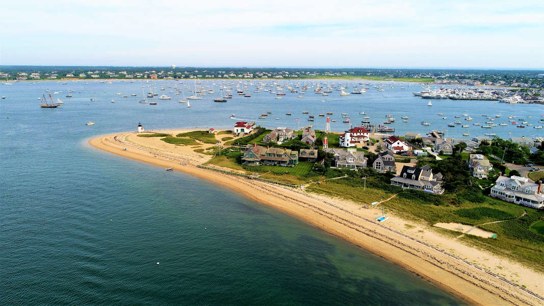 By mark ellwood as the country opens up again and most lingering restrictions from the pandemic are revoked, some folks might remain leery of hopping on increa. Best Weekend Getaways From Boston Fun And Easy Weekend Trips Thrillist