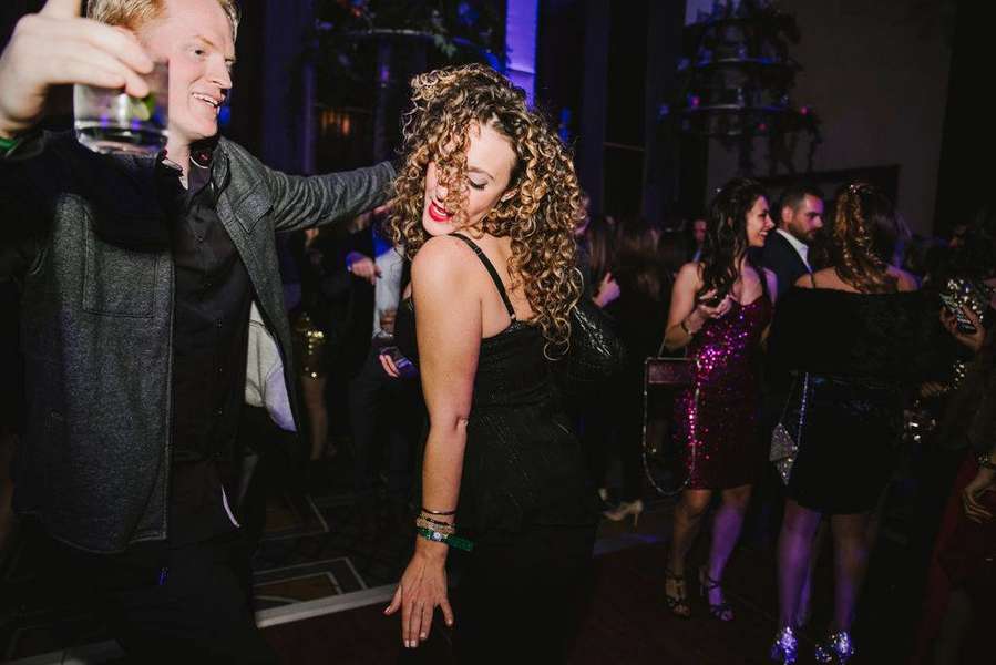 Best singles bars in boston for hookups and love connections