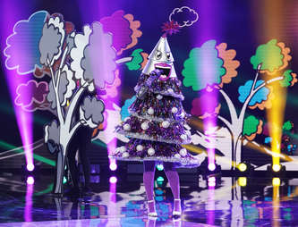 Tree On The Masked Singer Premiere Clues Guesses Heavy Com