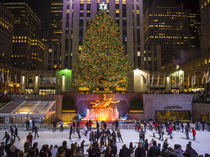 The times square menorah project announces plans for a . Guide To Nyc S Rockefeller Center Christmas Tree Lighting Event 2021 Thrillist