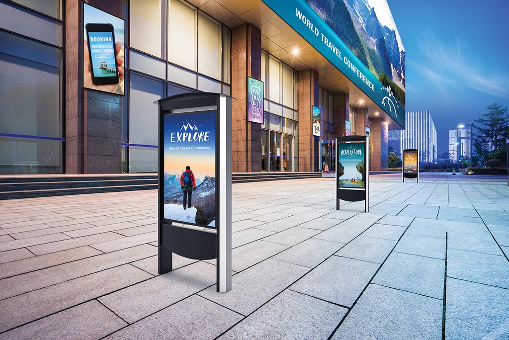 Commercial digital signage display installation