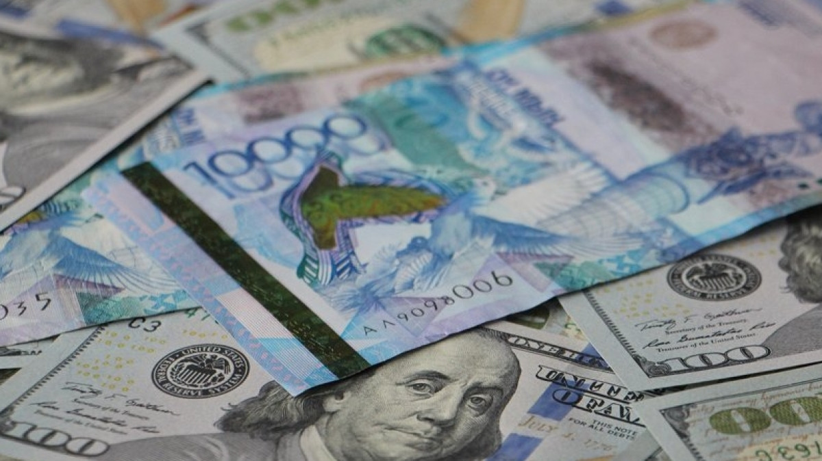 Kazakhstan’s External Debt: What’s Behind the $182.8 Billion? (2026)