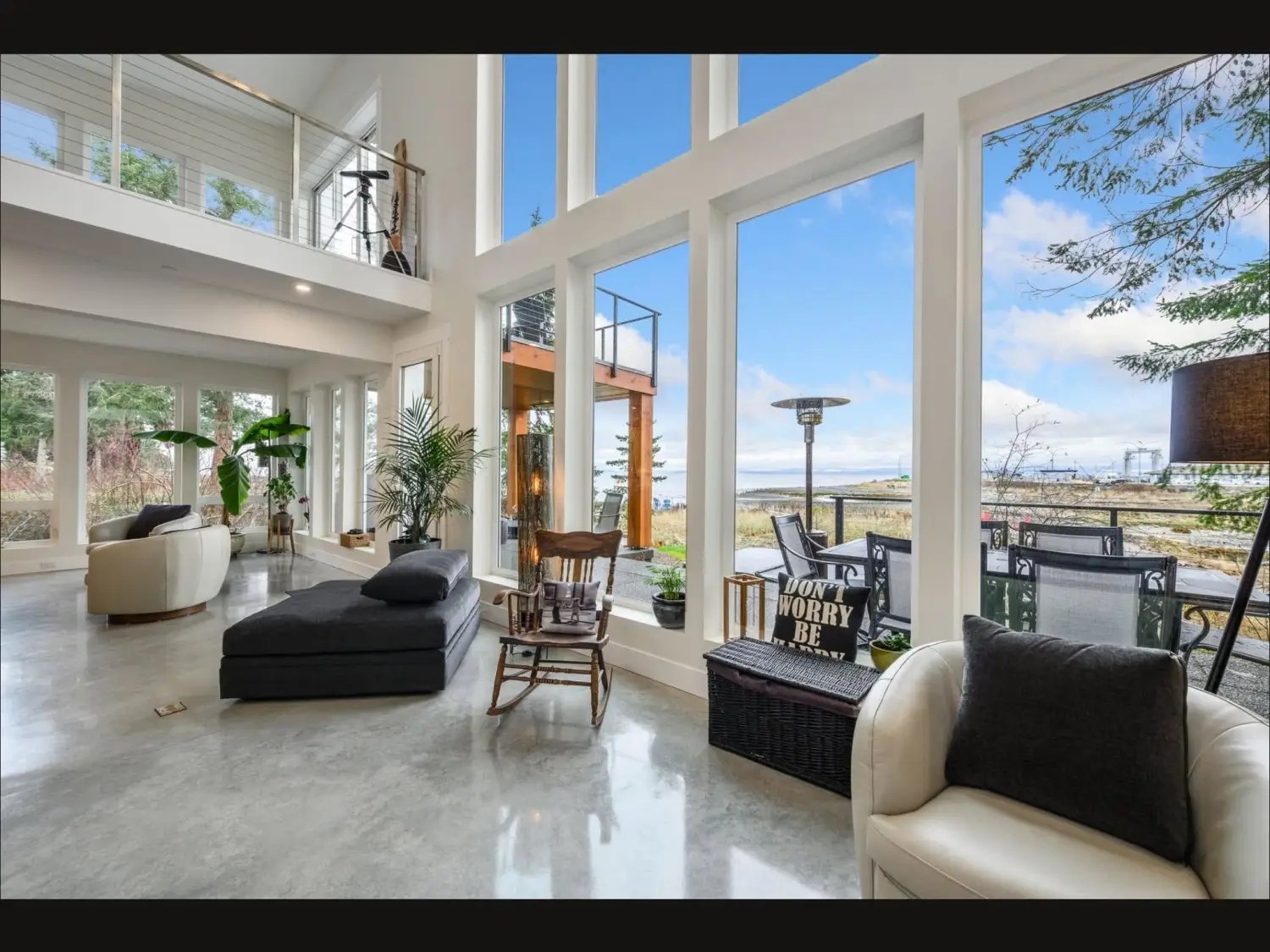 waterfront 44