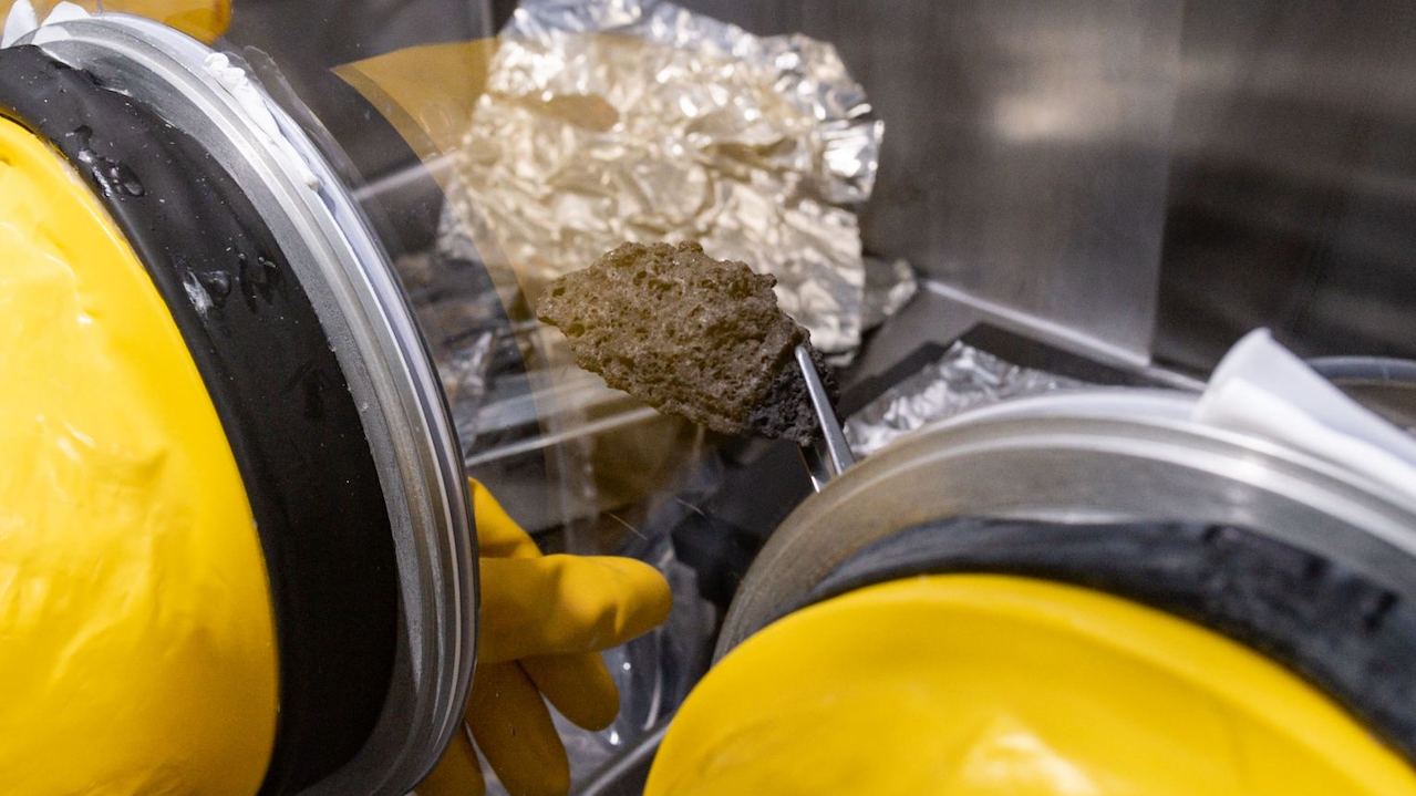 NASA Astromaterials Deadlines Approaching: Antarctic Meteorites & Lunar Samples Guide (2026)