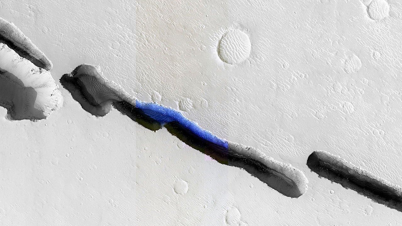 Getting A Closer Look Into Cerberus Fossae On Mars