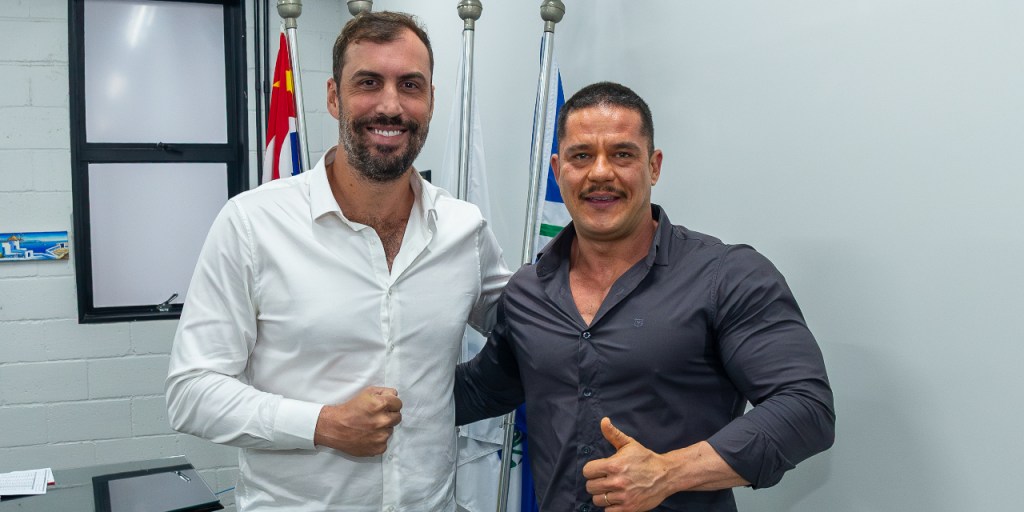 2025-06-10_camara-aprova-mocao-de-reconhecimento-a-atleta-e-servidor-publico-felipe-soares-de-lima-s.jpeg
