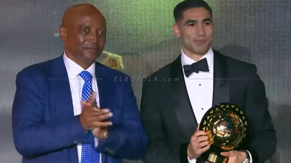 مبابي مهنئاً حكيمي: تستحق الجائزة يا ملك إفريقيا