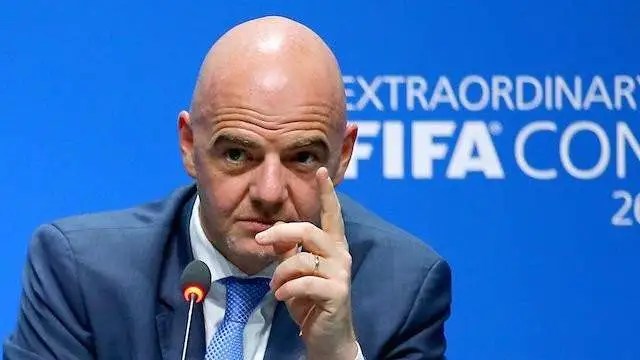 تقرير: أجر رئيس "الفيفا" يقفز لأربعة أضعاف منذ توليه المنصب