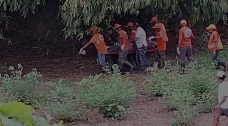 Fallece conductor de camión tras colapso del puente yamasá-don juan en monte plata