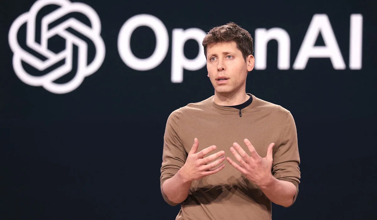 Sam altman asegura que salida de elon musk impulsó la moral en openai