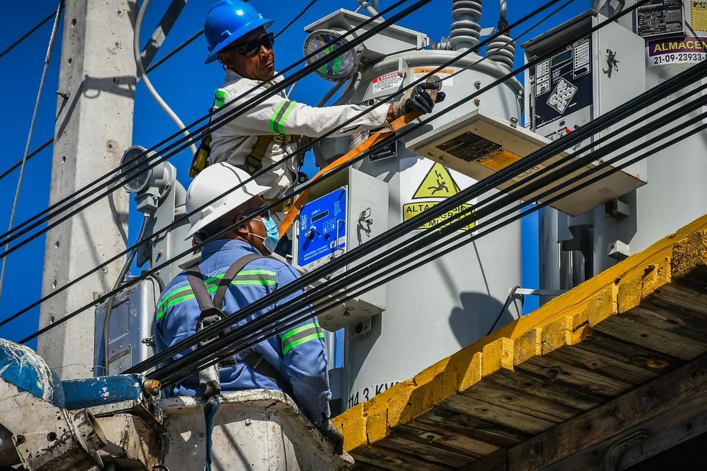 Avería en circuito afecta suministro en colinas del arroyo ii