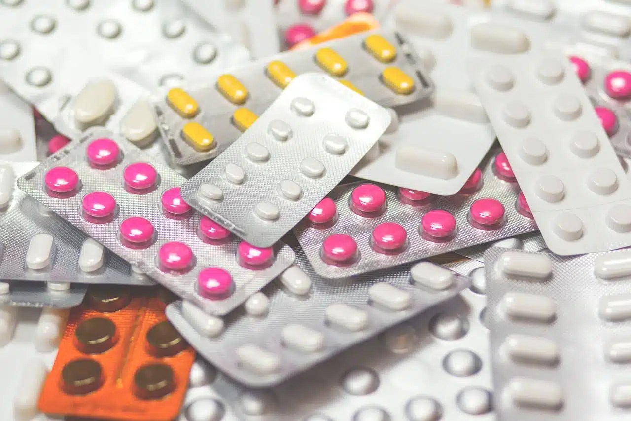 ¿usas pastillero? Este detalle podría afectar la eficacia de tus medicamentos