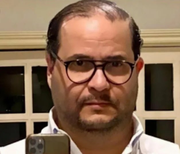 Aquiles jiménez se disculpa públicamente con alicia ortega y fernando hasbún