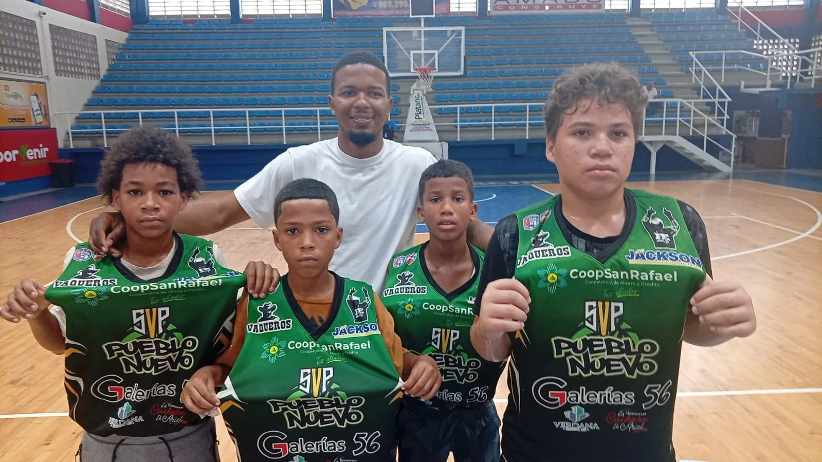 San vicente y escuela david díaz ganan en torneo mini basket