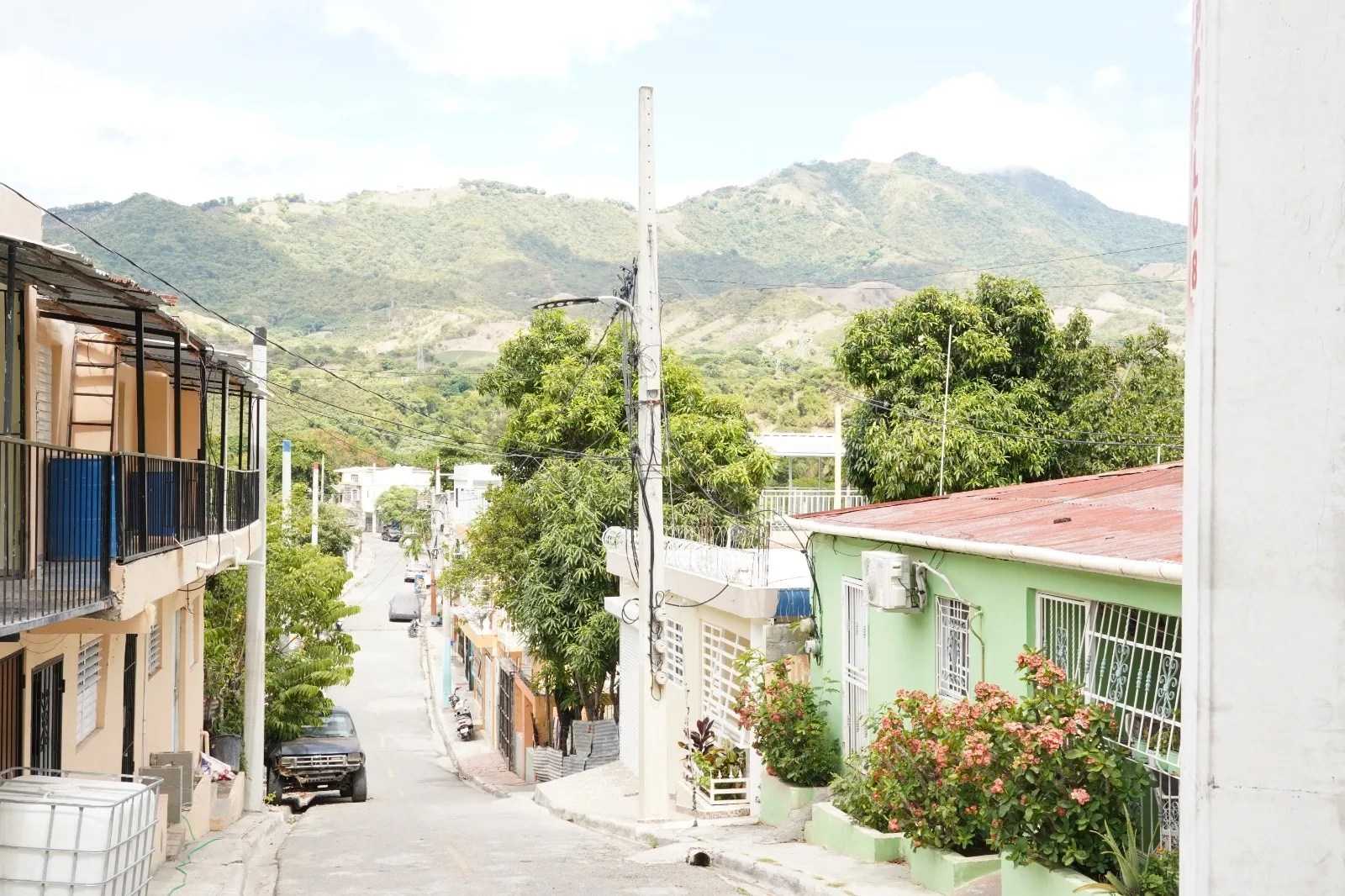 Edesur invierte rd$70. 3 millones para modernizar redes eléctricas en san josé de ocoa