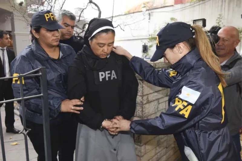 Veinte años de prisión a monja por abuso sexual a niños sordos