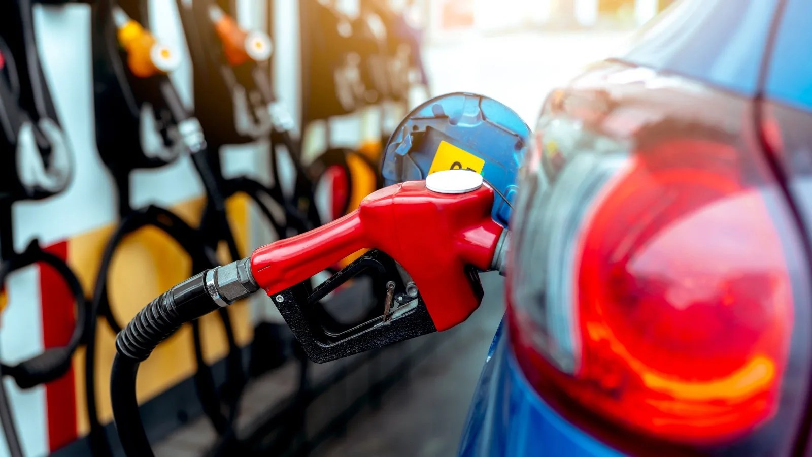 Gobierno mantiene congelados los precios de los combustibles del 12 al 18 de septiembre