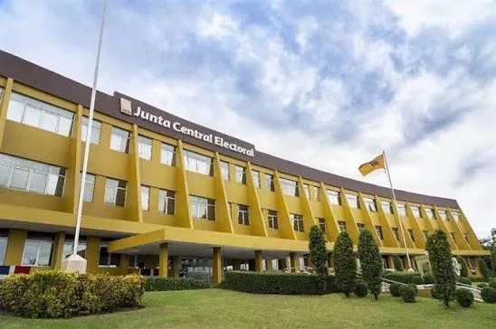 Jce niega al pld préstamo de equipos para consulta presidencial