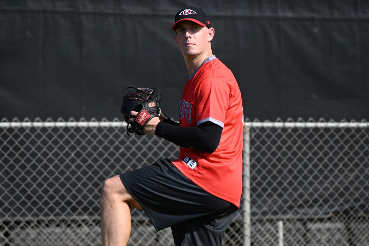 Jeremy rhoades abrirá el primer partido de los leones