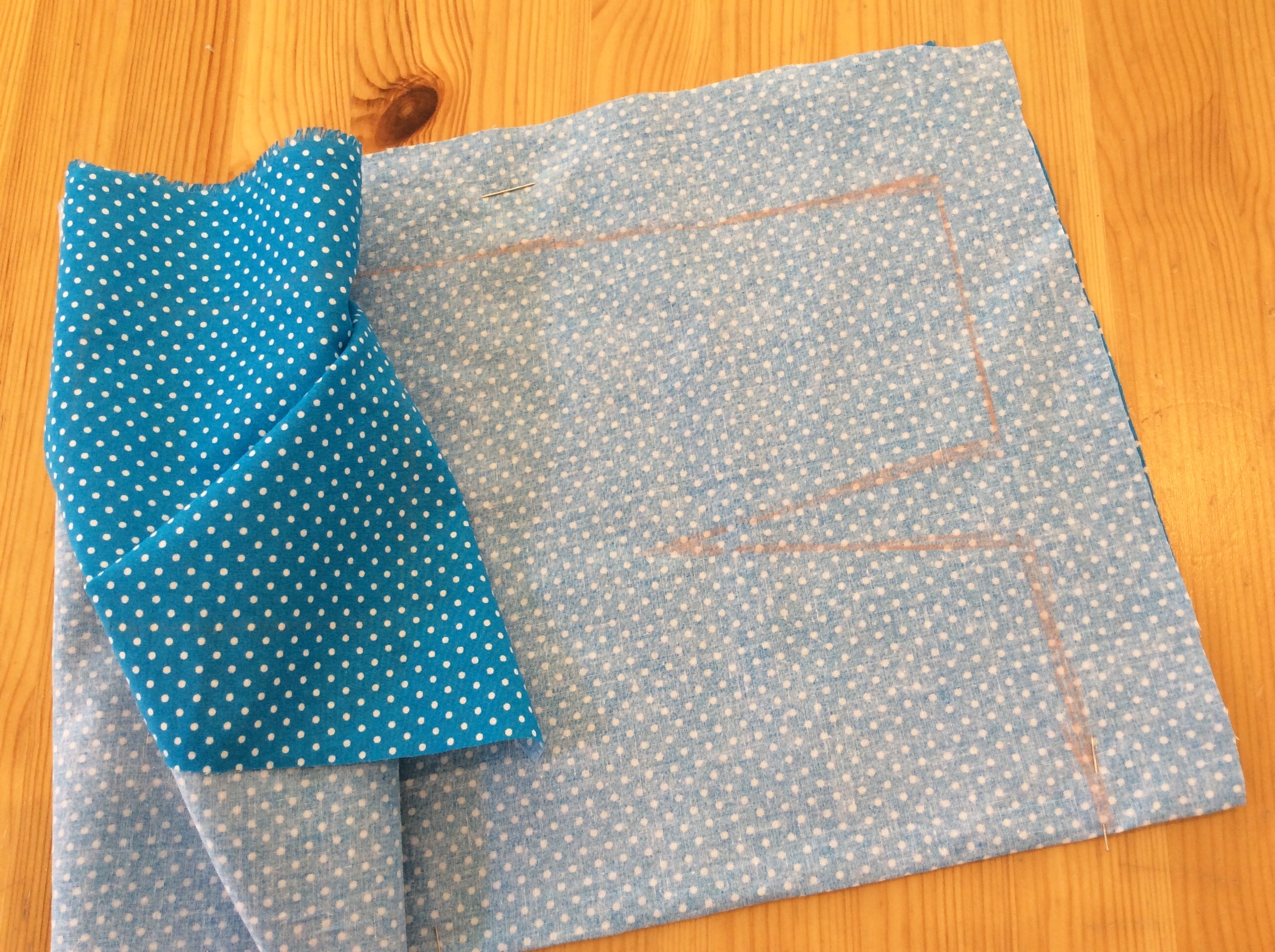 Gonna in lavorazione di Clara