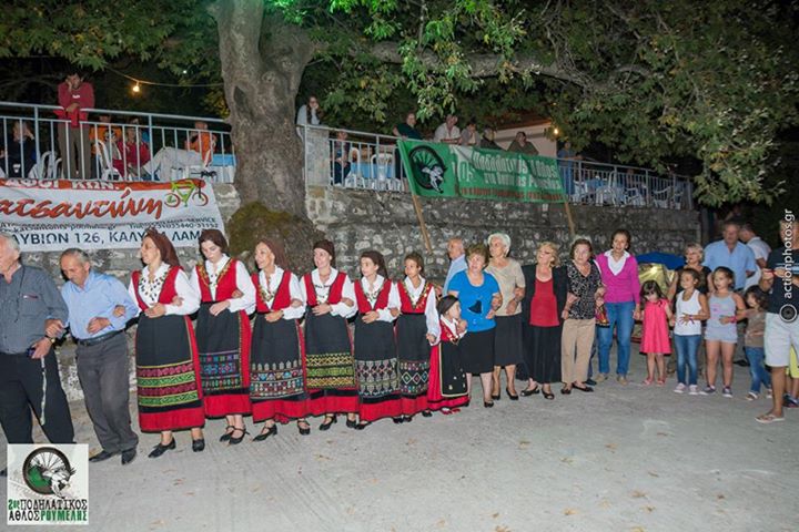 Υποδοχή στο Νεχώρι με το Δημοτικό χορό κλειστό!