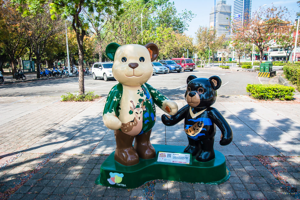 ｜高雄景點｜2018熊愛樂活過好年，中央公園熊出沒