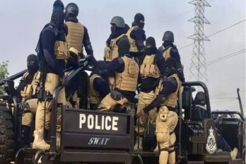 Lagos SWAT Storms Ondo Court in Bid to Arrest Bricklayer