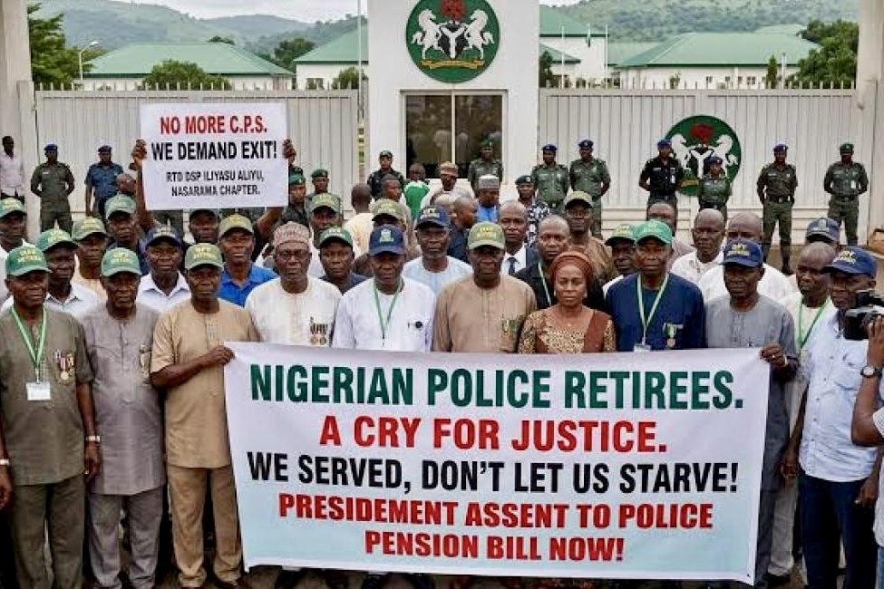 Police Retirees Suspend Protest Over Ondo Air Force Crash