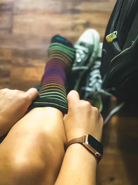 how to stay healthy while flying