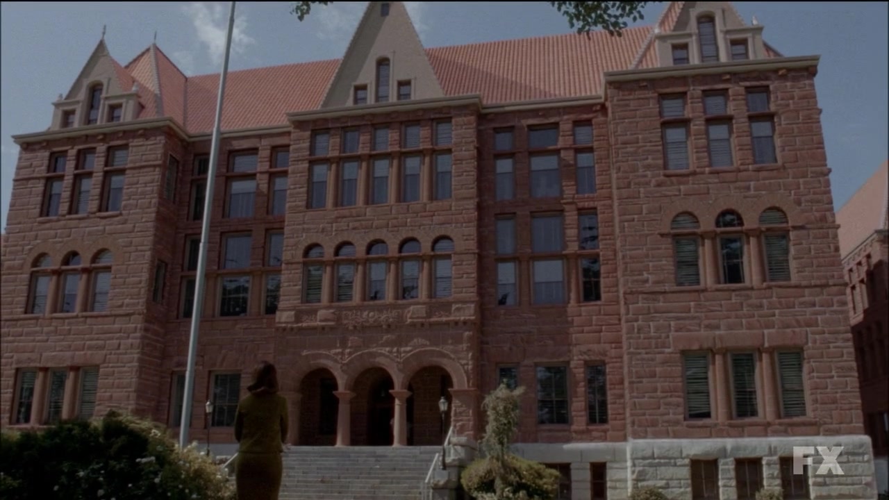 The courthouse as it appears in American Horror Story: Asylum, looking imposing. 