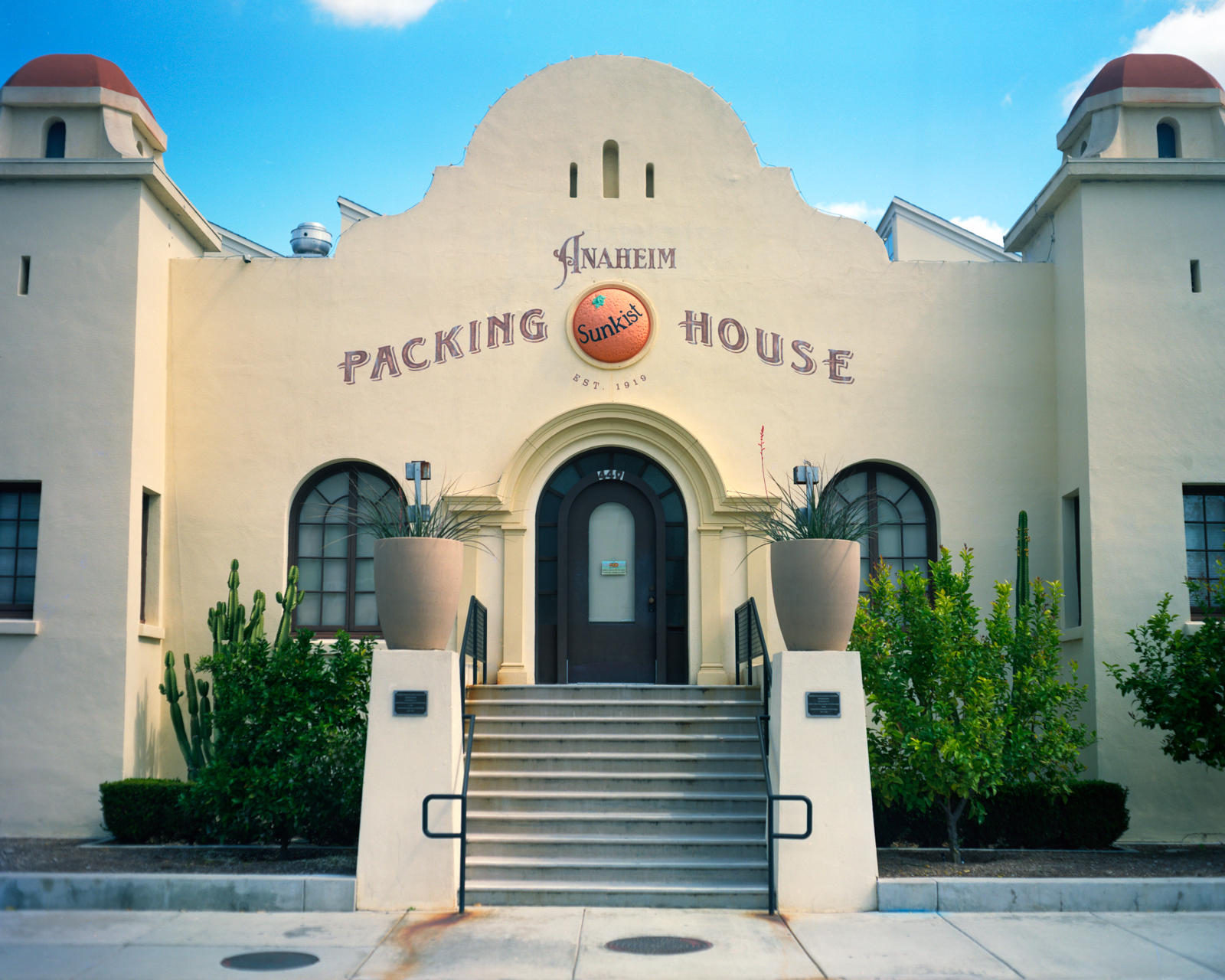 Photo of the front of the Sunkist Anaheim Packing House.