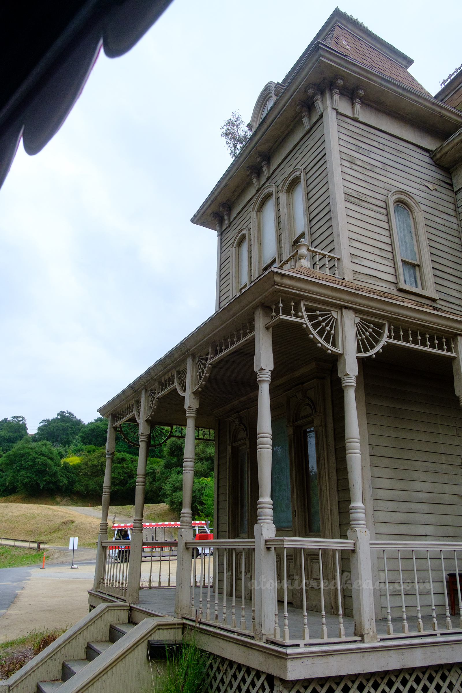 The looming gothic Victorian of Psycho.