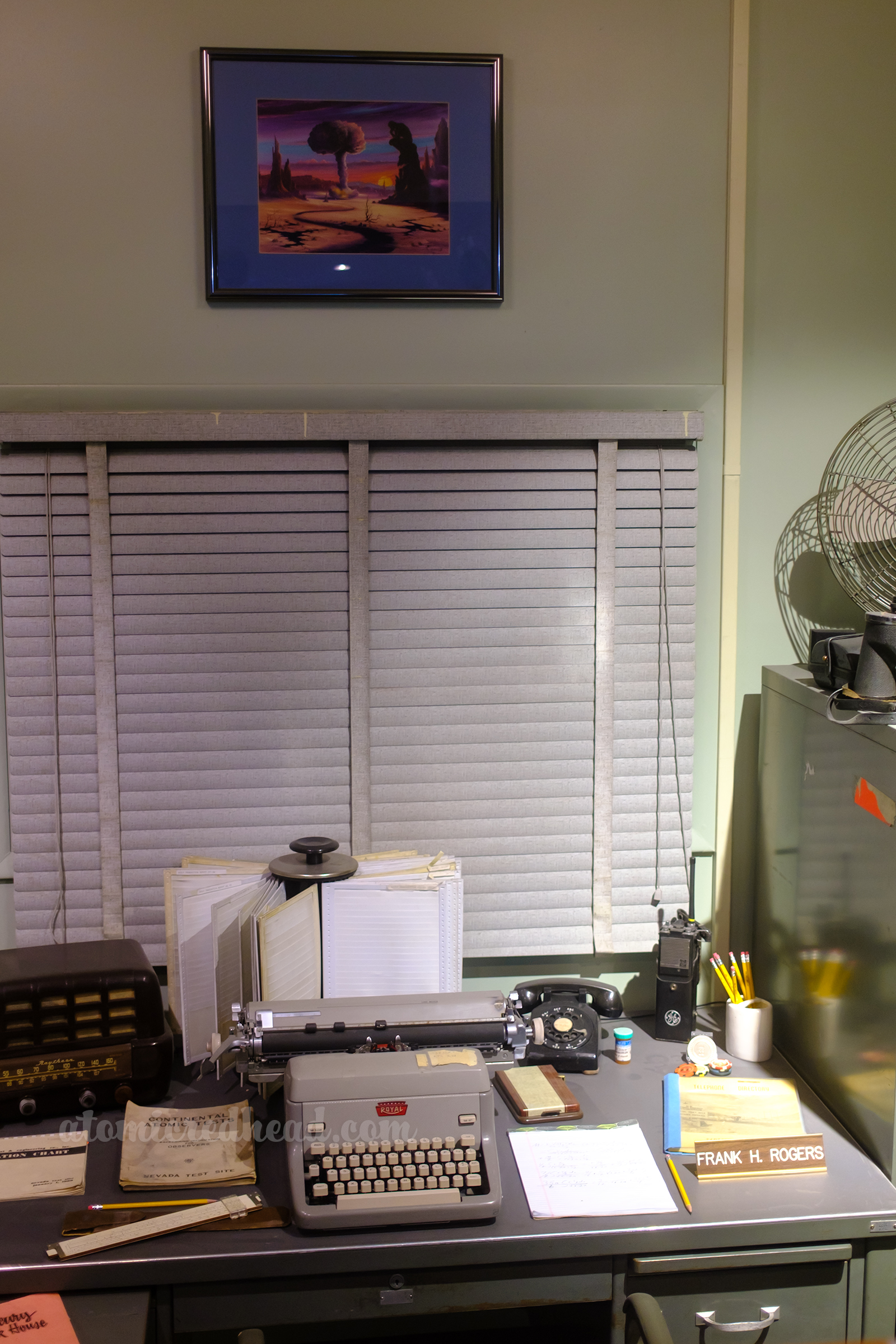 Recreation of an office in Mercury.